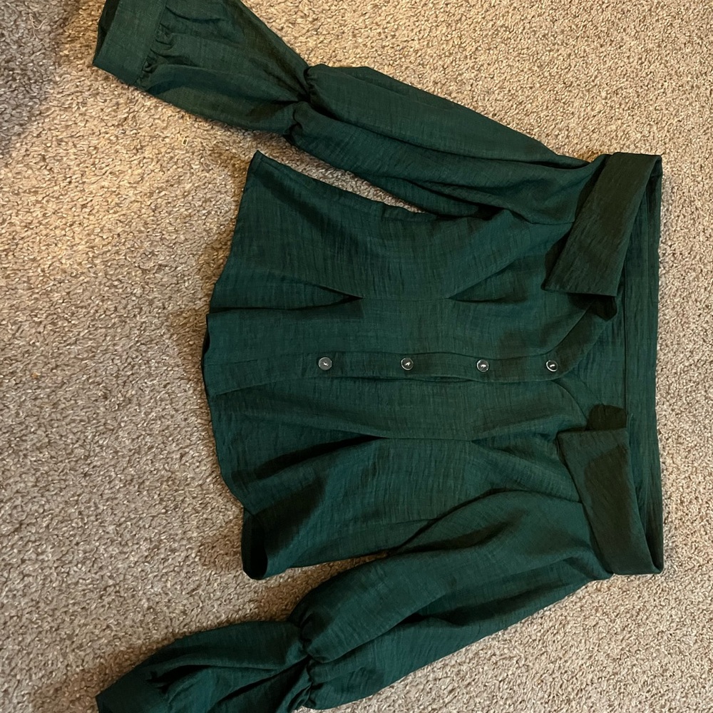 Elegant Green off the shoulder shirt